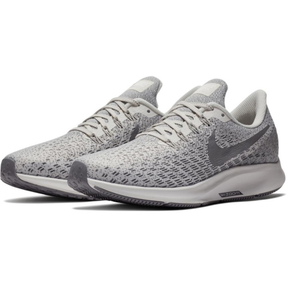 Nike Women's Air Zoom Pegasus 35 Running Shoes